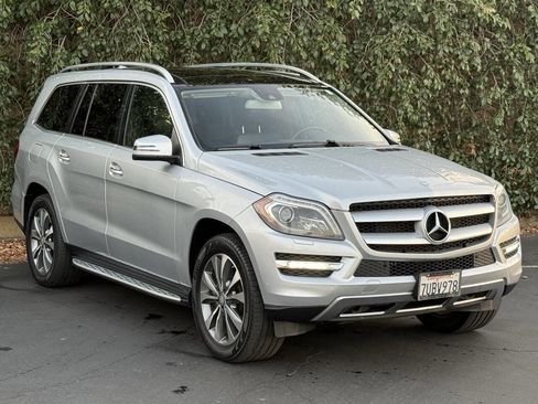 Used 2013 Mercedes-Benz GL 450 4MATIC image 3