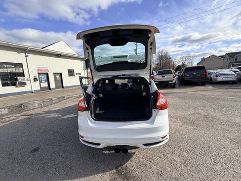 Used 2013 Ford Focus ST image 49