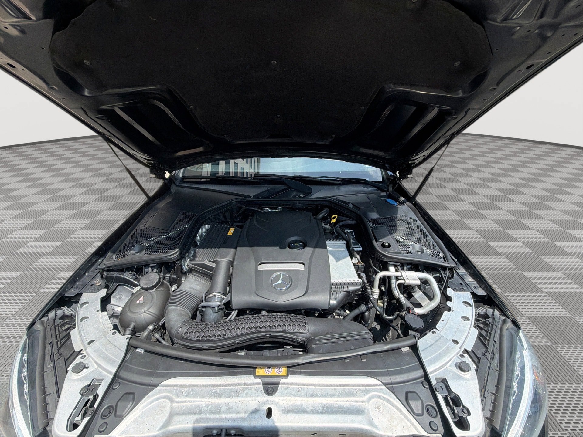 Used 2018 Mercedes-Benz C 300 4MATIC Coupe image 18