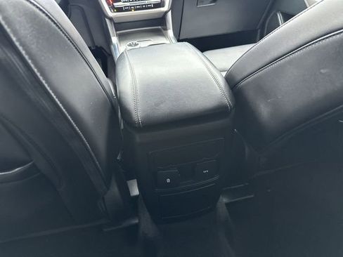 Used 2023 Ford Explorer XLT w/ Equipment Group 202A image 23