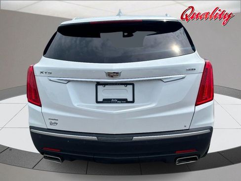 Used 2018 Cadillac XT5 Premium Luxury AWD/4WD image 4