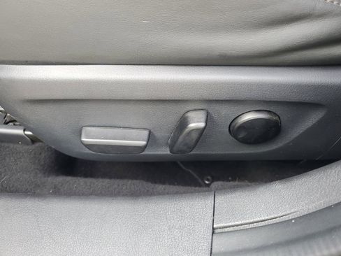 Used 2022 MAZDA MAZDA3 s image 18