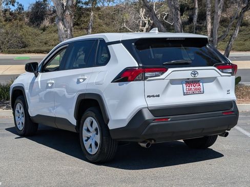 Used 2025 Toyota RAV4 LE AWD/4WD image 12