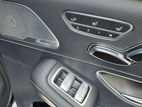 Used 2015 Mercedes-Benz S 550 4MATIC Sedan image 36