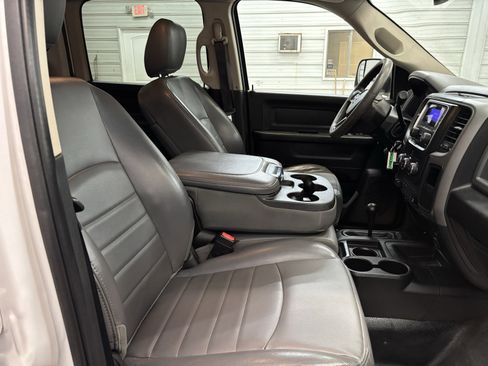 Used 2018 RAM 3500 Tradesman w/ Snow Chief Group image 27