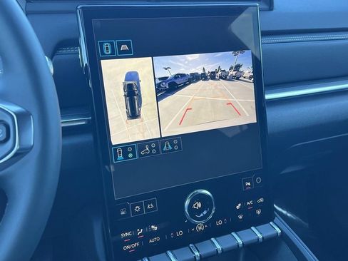 New 2026 GMC Terrain Elevation w/ Elevation Premium Package AWD/4WD image 20