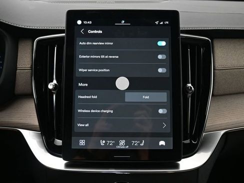 New 2026 Volvo XC90 B6 Plus w/ Protection Package Premier image 19