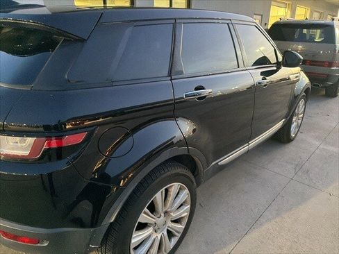 Used 2017 Land Rover Range Rover Evoque HSE image 4