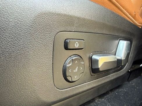 Used 2020 BMW X3 xDrive30i w/ M Sport Package 2 image 19