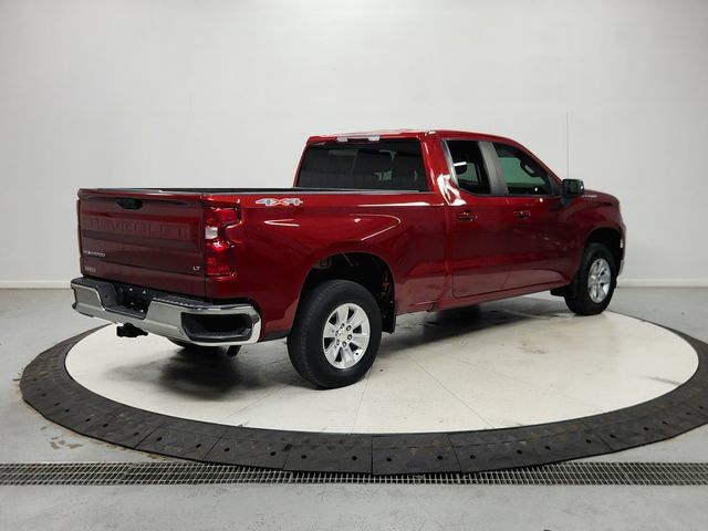 Used 2023 Chevrolet Silverado 1500 LT AWD/4WD image 8
