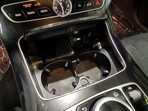 Used 2017 Mercedes-Benz E 400 4MATIC Wagon image 48