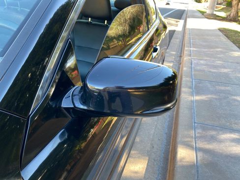 Used 2017 Honda Accord EX-L image 19