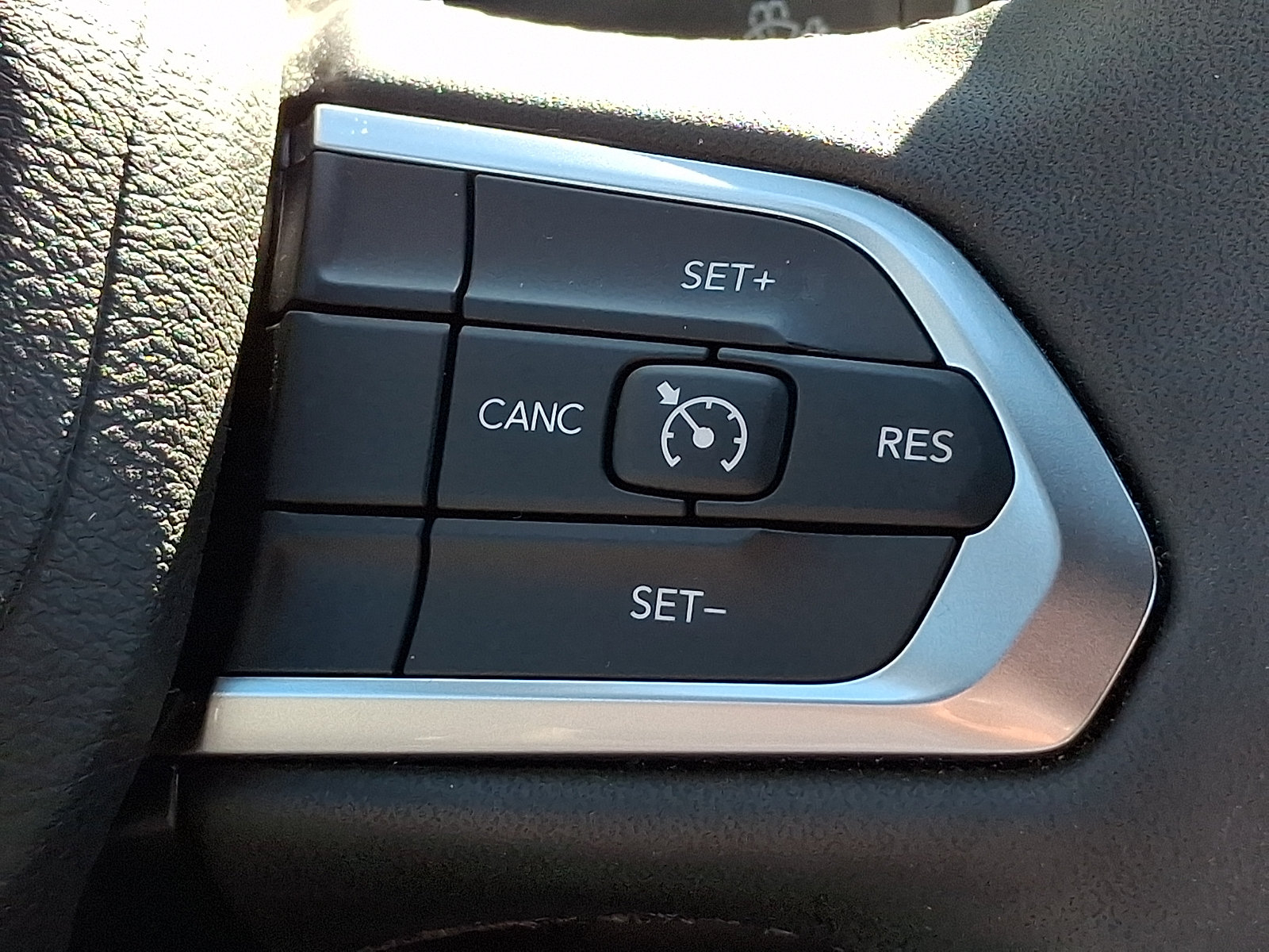 Certified 2024 Jeep Compass Latitude AWD/4WD image 22