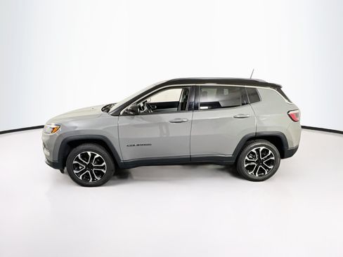Used 2022 Jeep Compass Limited w/ Sun and Sound Group AWD/4WD image 8