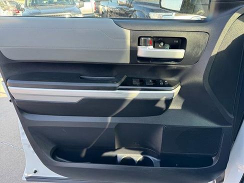 Used 2016 Toyota Tundra Limited image 13