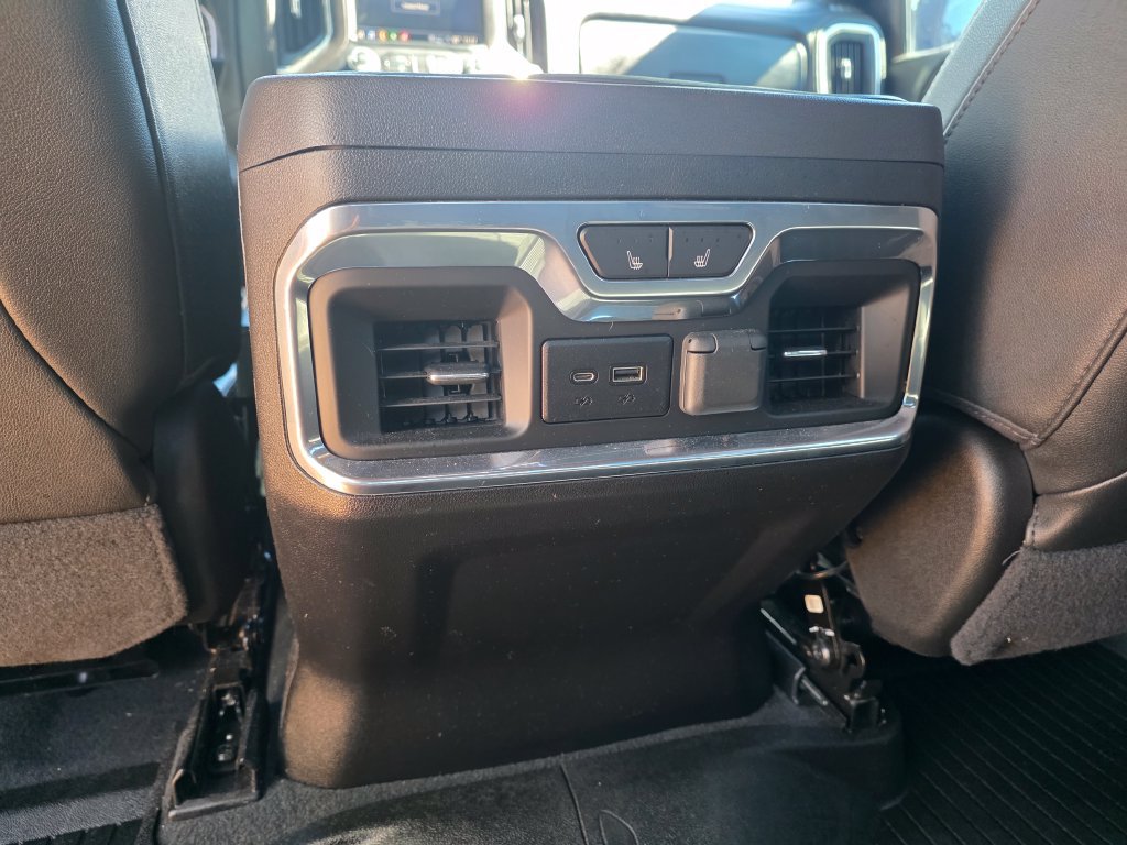 Used 2021 GMC Sierra 1500 AT4 w/ AT4 Premium Package AWD/4WD image 19