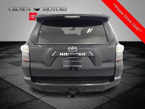 Used 2021 Toyota 4Runner SR5 AWD/4WD image 5
