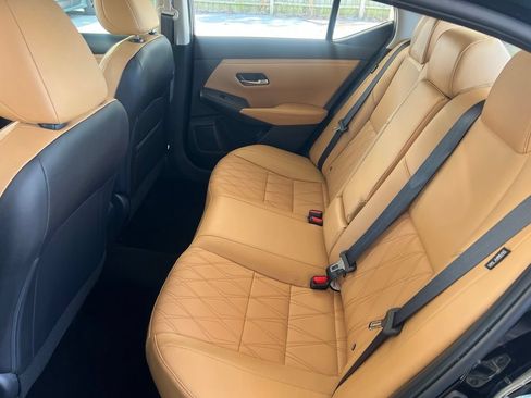 Certified 2023 Nissan Sentra SV w/ SV Premium Package FWD image 10