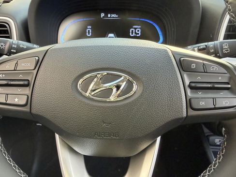 New 2026 Hyundai Venue SEL image 31
