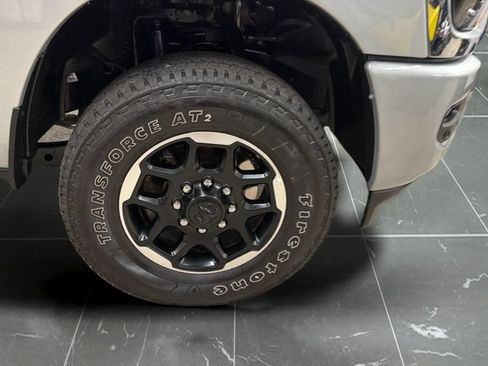 Used 2026 RAM 2500 Laramie AWD/4WD image 24