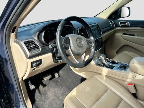 Used 2021 Jeep Grand Cherokee Limited image 9