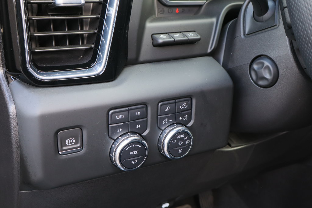 Certified 2023 GMC Sierra 1500 Denali w/ Technology Package AWD/4WD image 13