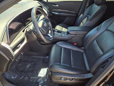 Used 2024 Cadillac XT4 Sport FWD image 15