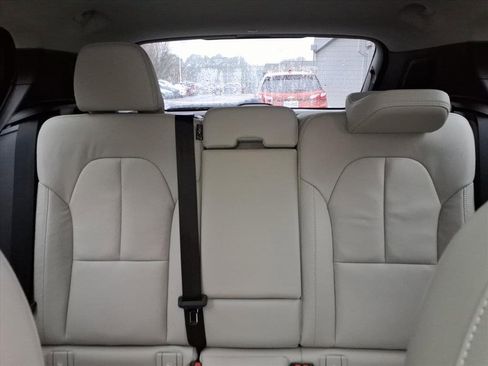 New 2026 Volvo XC40 B5 Ultra w/ Protection Package Premier image 20