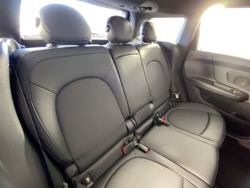 Used 2021 MINI Cooper Countryman Oxford Edition image 31