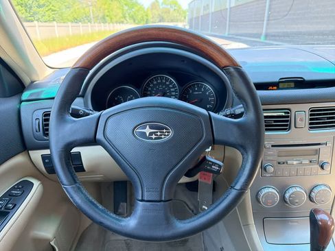 Used 2007 Subaru Forester 2.5X L.L. Bean AWD/4WD image 28