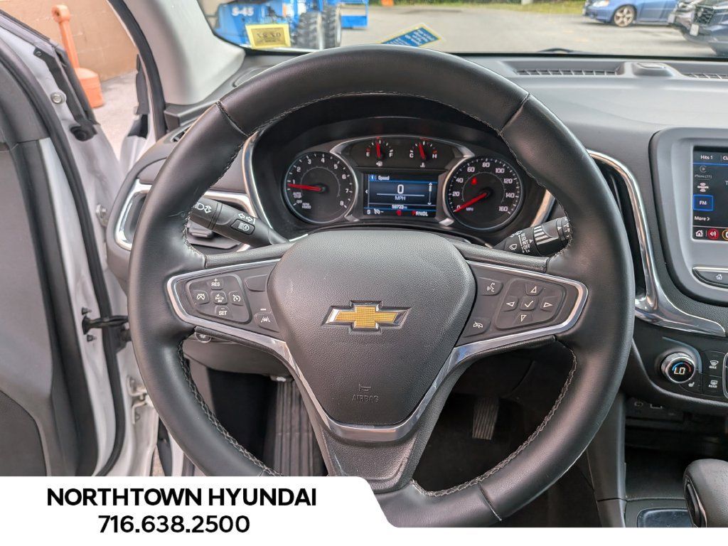 Used 2023 Chevrolet Equinox LT FWD image 9