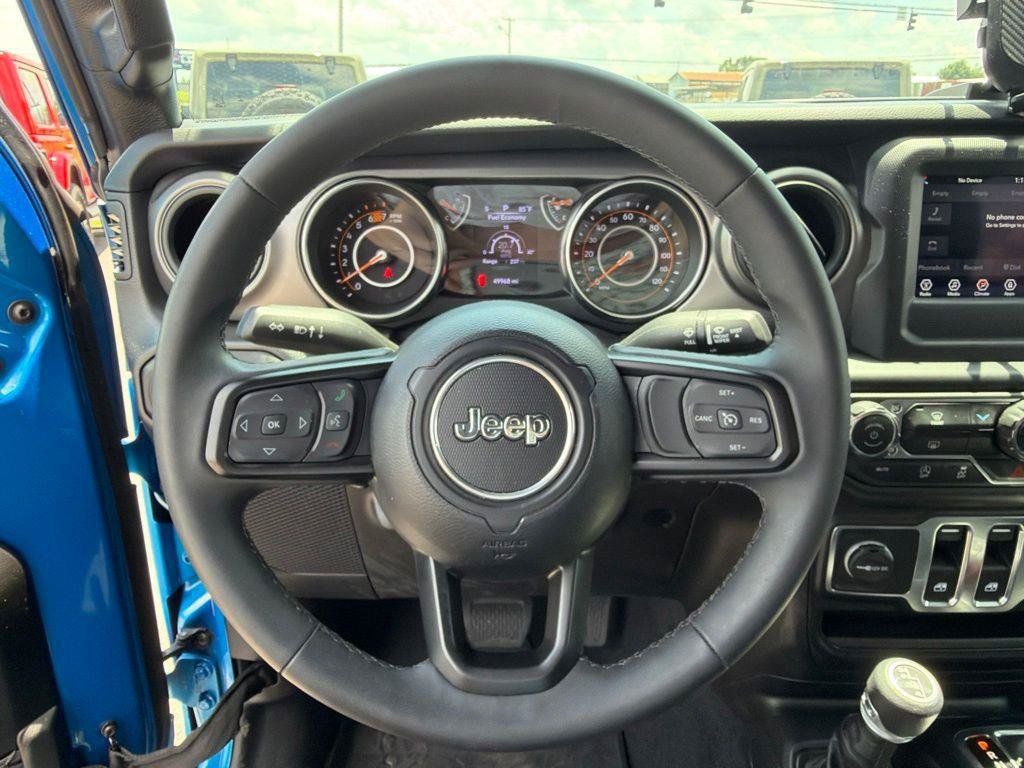 Used 2023 Jeep Wrangler Sport AWD/4WD image 35