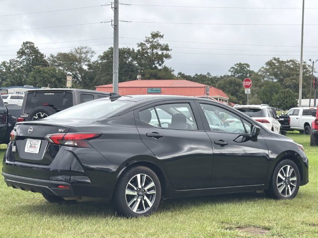 Used 2024 Nissan Versa SV FWD image 8