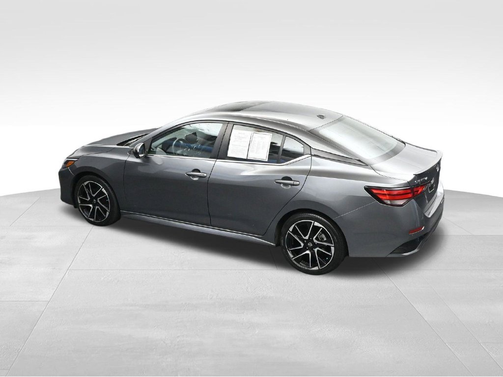 Used 2024 Nissan Sentra SR w/ SR Premium Package FWD image 33