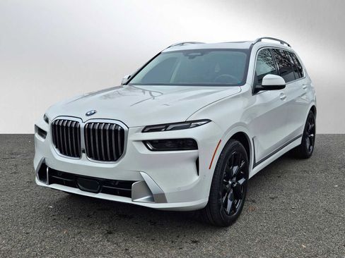 New 2026 BMW X7 xDrive40i image 7