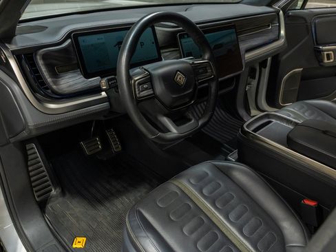 Used 2022 Rivian R1T Adventure AWD/4WD image 42