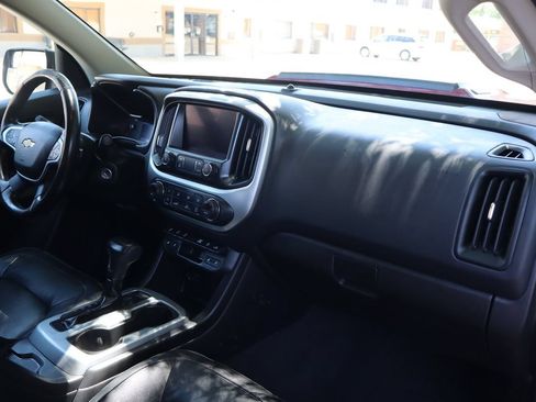 Used 2020 Chevrolet Colorado ZR2 AWD/4WD image 17