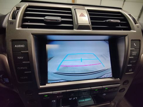 Used 2016 Lexus GX 460 w/ Premium Package AWD/4WD image 37