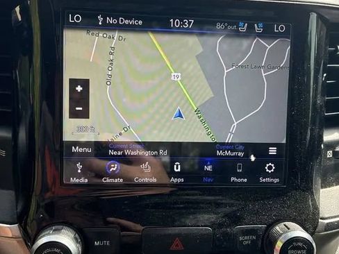 Used 2019 RAM 1500 Laramie AWD/4WD image 21
