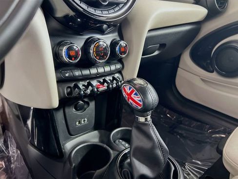 Used 2018 MINI Cooper S image 20