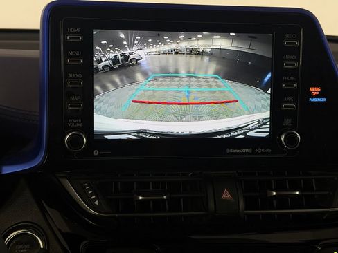 Used 2021 Toyota C-HR XLE FWD image 19