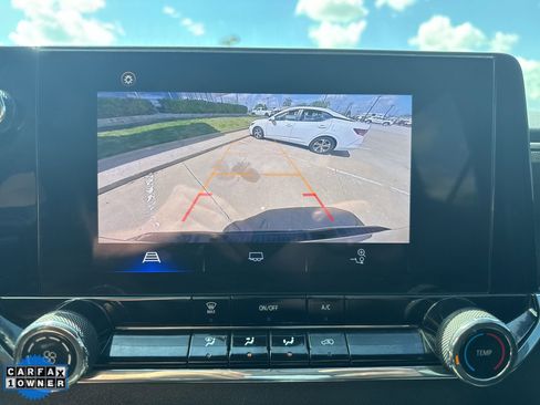 Used 2023 Chevrolet Colorado W/T image 18