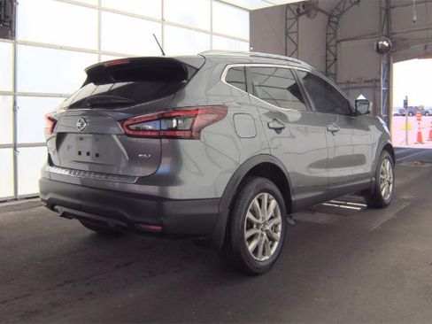 Used 2021 Nissan Rogue Sport SV FWD image 5