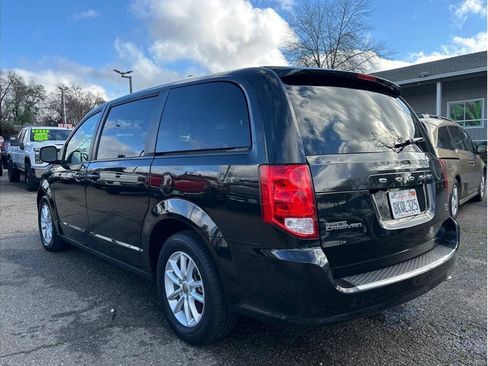 Used 2019 Dodge Grand Caravan GT image 5