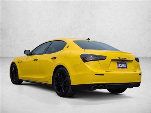Used 2017 Maserati Ghibli RWD image 7
