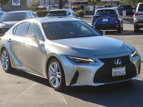 Certified 2021 Lexus IS 300 w/ Comfort Package image 5