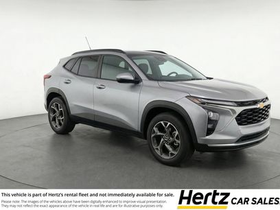 Used 2025 Chevrolet Trax LT w/ LT Convenience Package