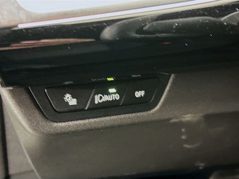 Used 2025 BMW X2 xDrive28i w/ Convenience Package image 17