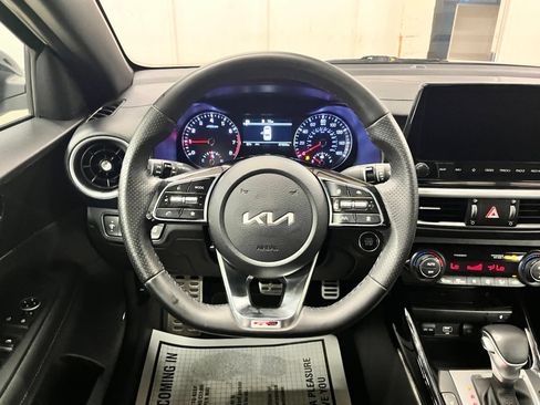 Used 2023 Kia Forte GT-Line w/ GT-Line Premium Package FWD image 8