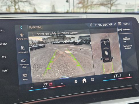 Used 2025 BMW X2 xDrive28i w/ Premium Package image 28